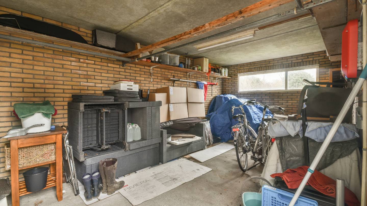 how to properly maintain your garage storage 1