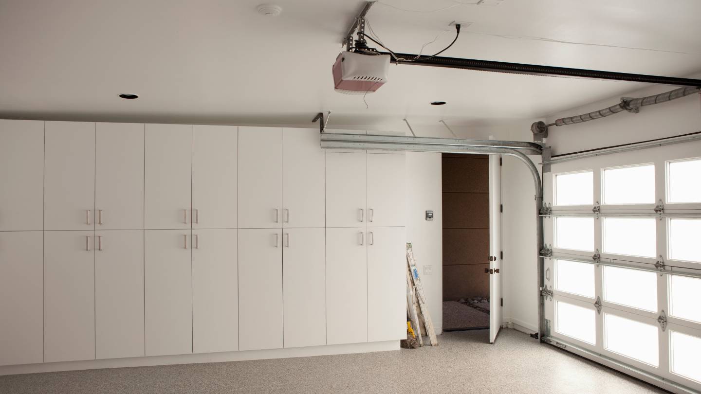 what are the different types of garage storage 1