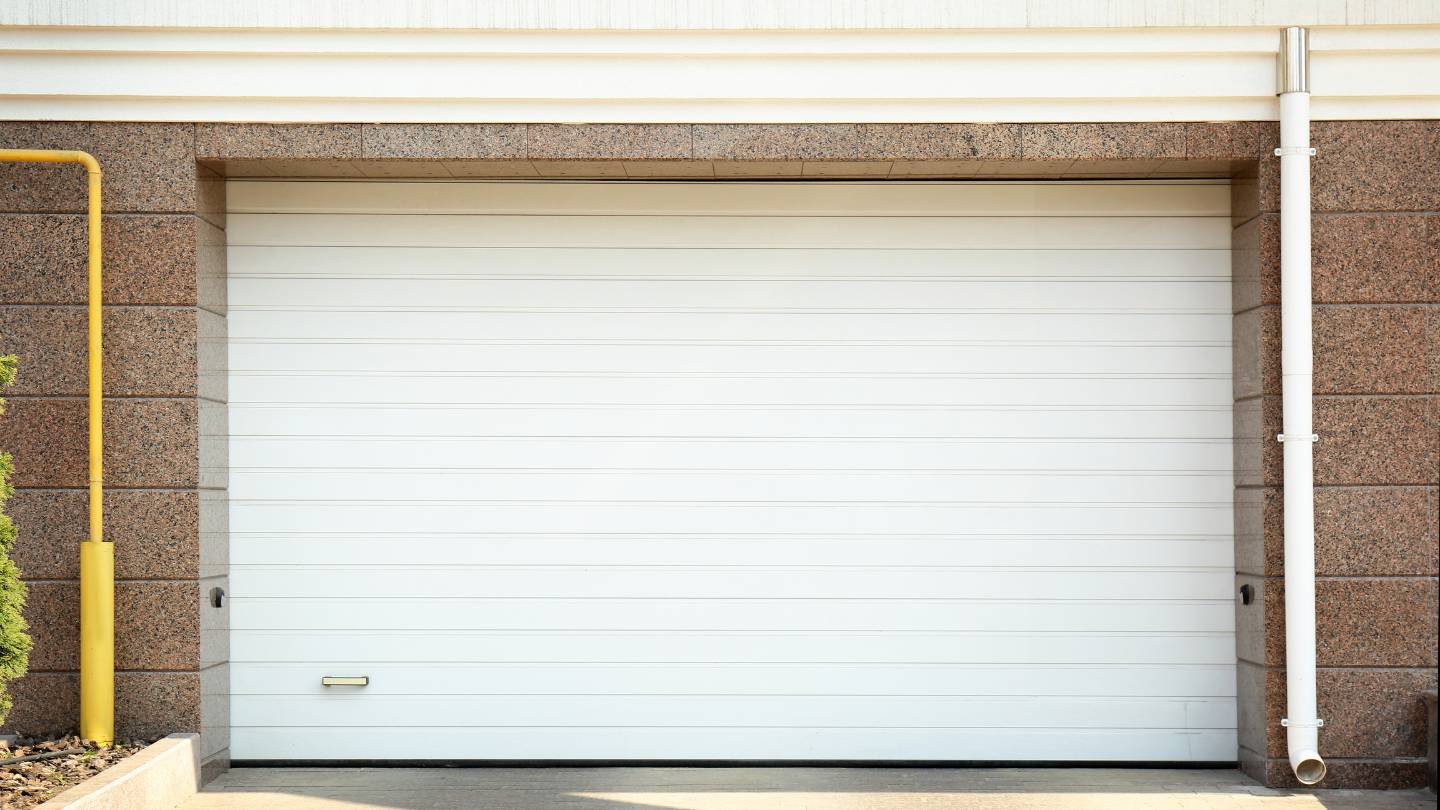 what material works best for garage walls 1