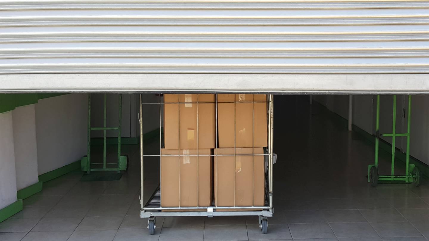 what materials are commonly used for durable and long lasting garage storage units 2