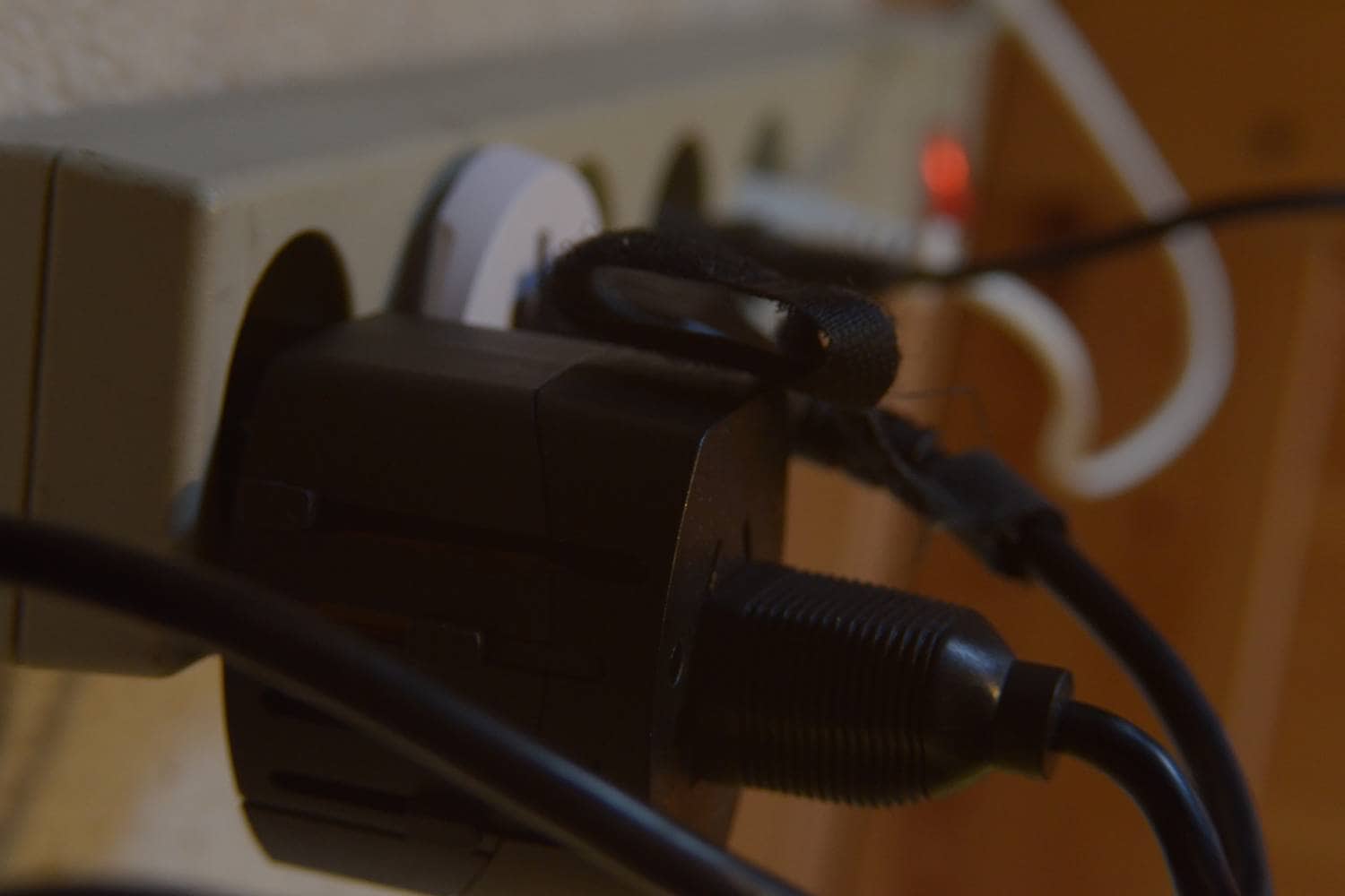 7 best surge protectors for garage door openers in 2024 2