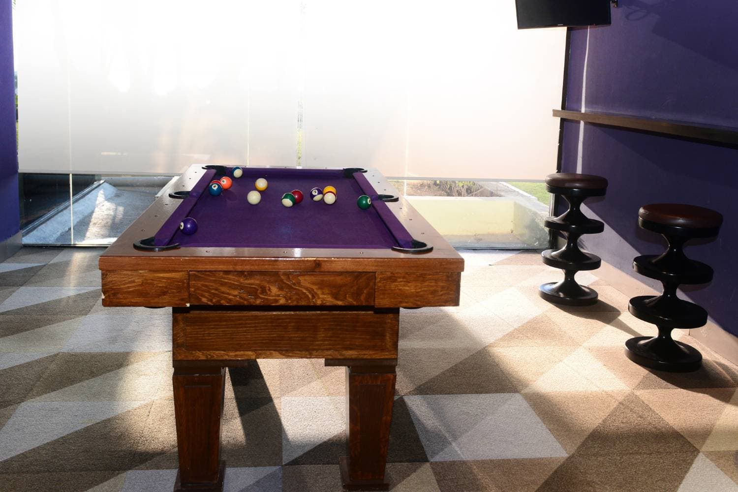 creating a pool table room in your garage 1